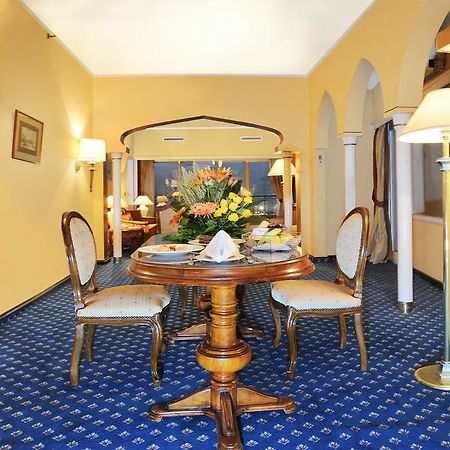 Shepheard Hotel Kairó Beltér fotó