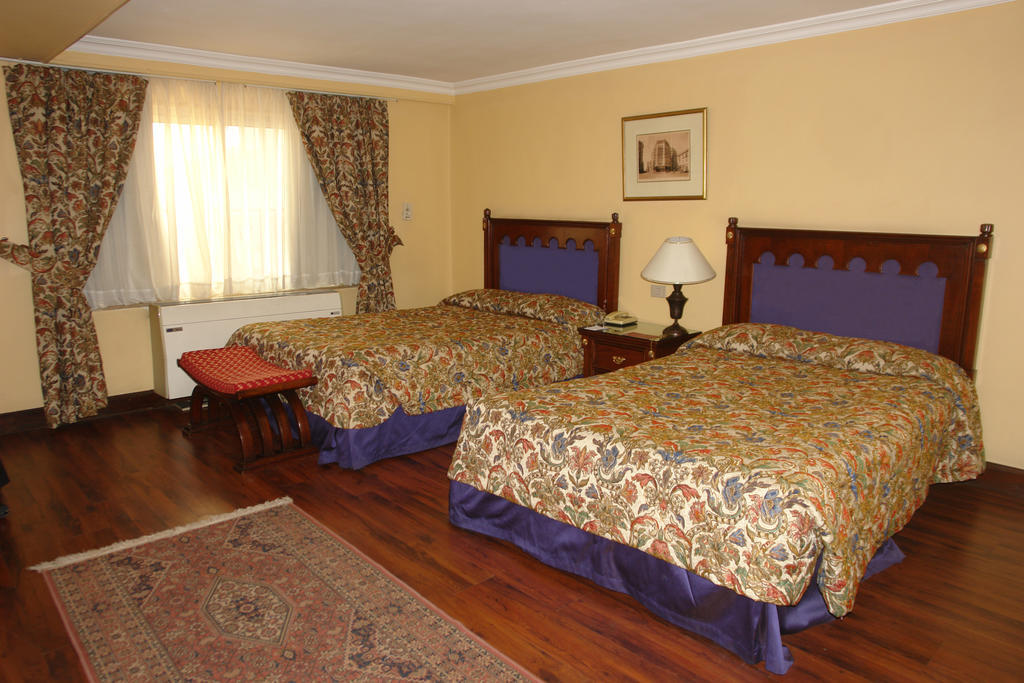 Shepheard Hotel Kairó Szoba fotó
